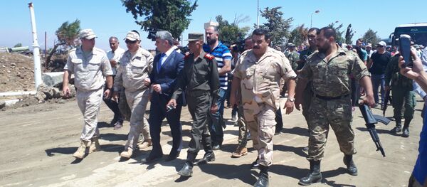 وفود إعلامية روسية وأجنبية تزور القنيطرة برفقة الشرطة العسكرية الروسية - سبوتنيك عربي