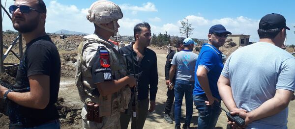 وفود إعلامية روسية وأجنبية تزور القنيطرة برفقة الشرطة العسكرية الروسية - سبوتنيك عربي