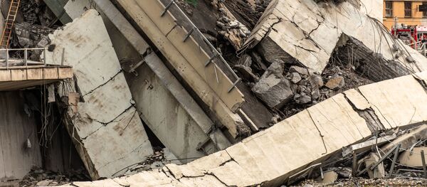 موقع انهيار جسر موراندي في جنوة، إيطاليا - سبوتنيك عربي