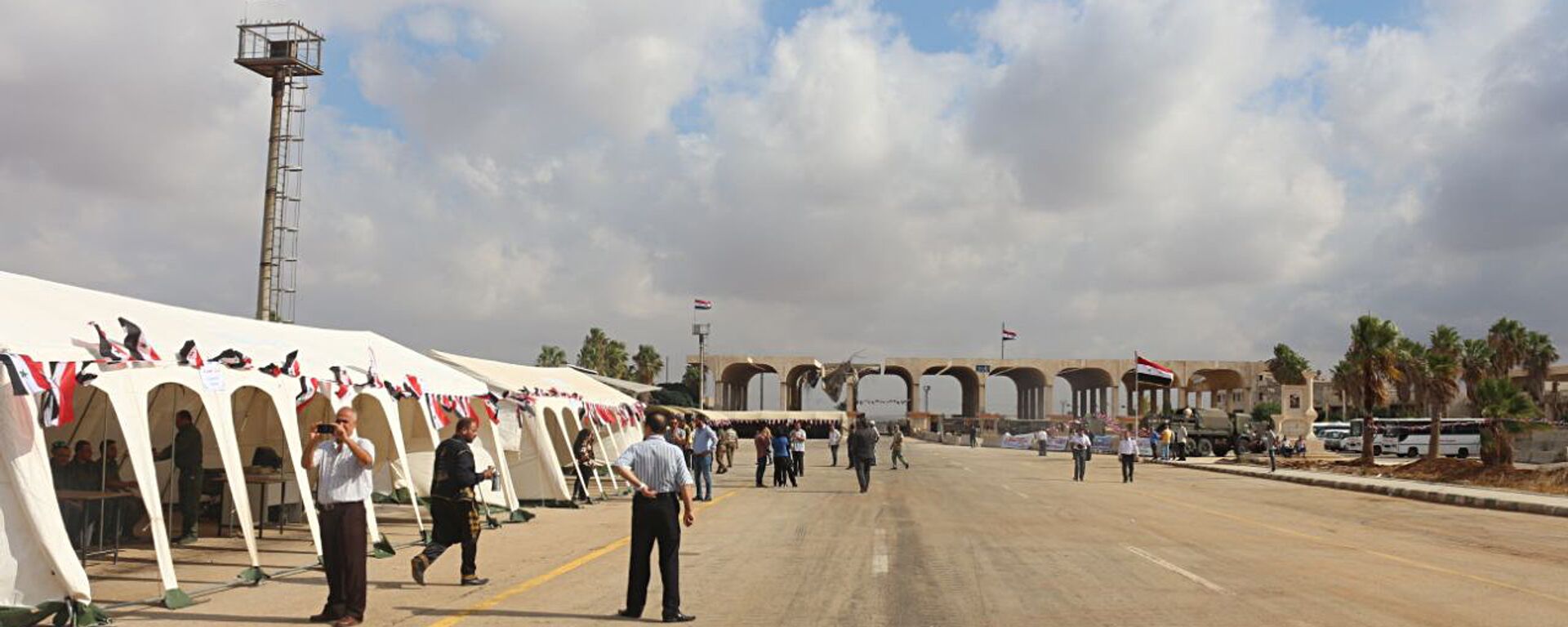  معبر نصيب الحدودي على أتم الاستعداد لاستقبال اللاجئين السوريين من الأردن - سبوتنيك عربي, 1920, 24.09.2025