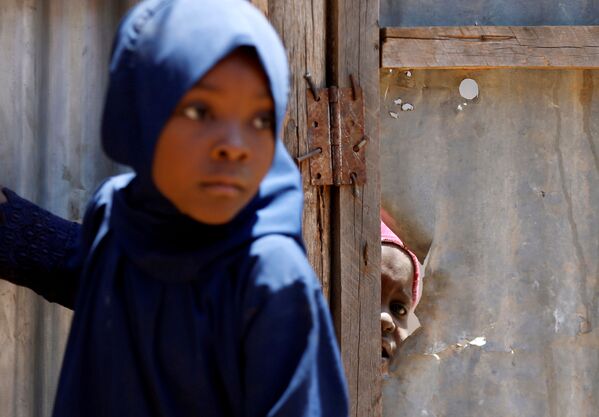 أطفال في مخيم اللاجئين كاكوما في شمال كينيا، 13 أغسطس/ آب 2018 - سبوتنيك عربي