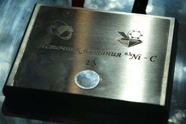 بطارية بيتا فولتية (بطارية نووية) الروسية - سبوتنيك عربي