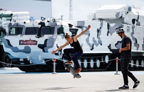 زوار المنتدى  العسكري الدولي آرميا 2018  (الجيش - 2018) في كوبينكا، ضواحي موسكو - سبوتنيك عربي