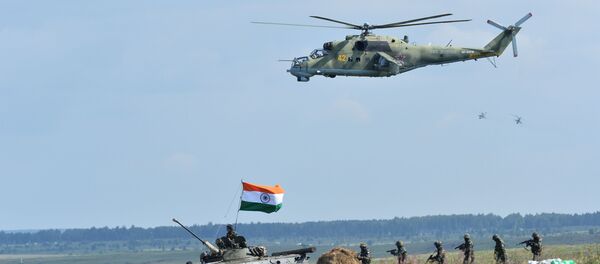 المناورات المشتركة لمنظمة شنغهاي للتعاون مهمة السلام-2018 في حقل للتدريبات في تشيباركول في روسيا - سبوتنيك عربي