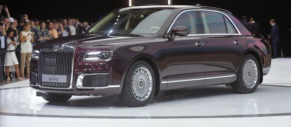 السيارات الروسية أوروس سينتا (Aurus Senat) في معرض موسكو الدولي للسيارات 2018 - سبوتنيك عربي