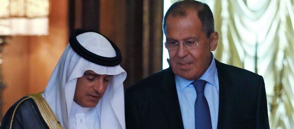 وزير الخارجية الروسي، سيرغي لافروف، في مستهل لقائه نظيره السعودي، عادل الجبير - سبوتنيك عربي