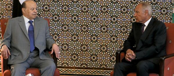 الرئيس اليمني عبد ربه منصور هادي والأمين العام لجامعة الدول العربية أحمد أبو الغيط - سبوتنيك عربي