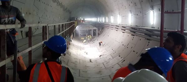 أعمال تنفيذ أنفاق قناة السويس - سبوتنيك عربي