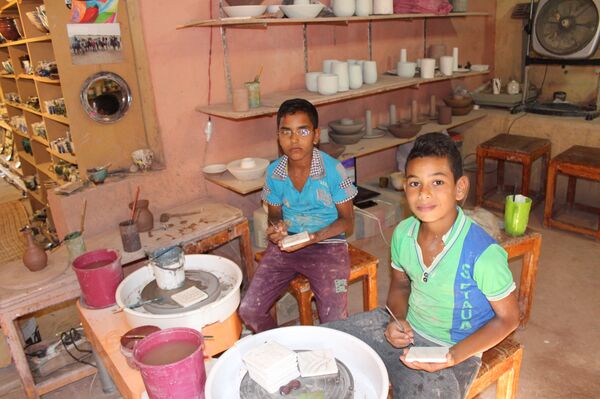 صناعة الخزف في قرية تونس المصرية - سبوتنيك عربي