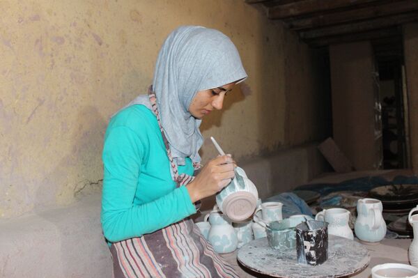 صناعة الخزف في قرية تونس المصرية - سبوتنيك عربي