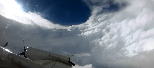 عين إعصار فلورنس عين إعصار فلورنس - سبوتنيك عربي