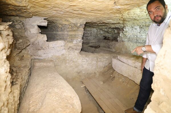 قطع أثرية جديدة جنوب القاهرة - سبوتنيك عربي