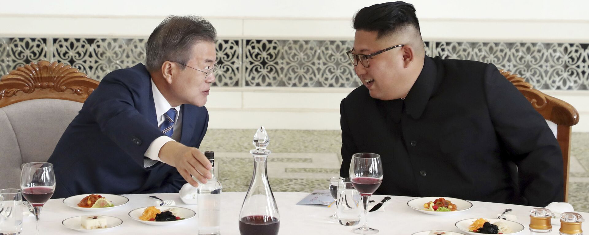 زيارة رئيس كوريا الجنوبية مون جاي-إن إلى كوريا الشمالية ولقاء زعيمها كيم جونغ أون في بيونغ يانغ، 19 سبتمبر/ أيلول 2018 - سبوتنيك عربي, 1920, 22.04.2022