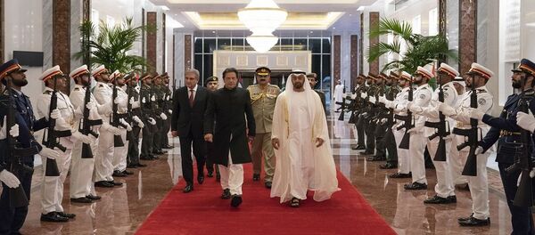 ولي عهد أبو ظبي محمد بن زايد يستقبل رئيس وزراء باكستان عمران خان - سبوتنيك عربي