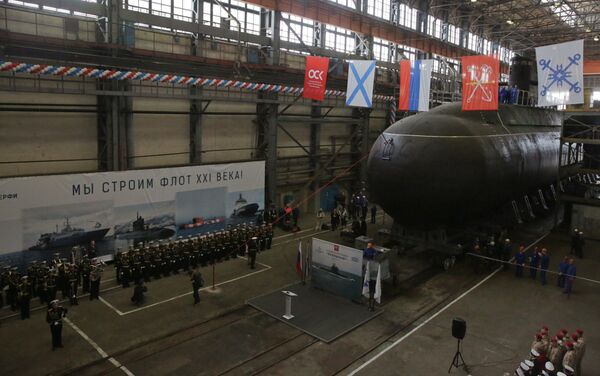 إنزال غواصة ديزل العاملة على الطاقة الكهربائية كرونشتادت - مشروع 677 لادا في سان بطرسبورغ إنزال غواصة ديزل العاملة على الطاقة الكهربائية كرونشتادت - مشروع 677 لادا في سان بطرسبورغ - سبوتنيك عربي