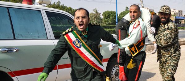 انفجار في العرض العسكري في مدينة الأهواز، إيران 22 سبتمبر/ أيلول 2018 - سبوتنيك عربي