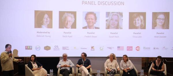 حلقة نقاشية ضمن فعاليات مهرجان الجونة السينمائي حلقة نقاشية ضمن فعاليات مهرجان الجونة السينمائي - سبوتنيك عربي