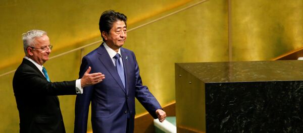 رئيس الوزراء الياباني شينزو آبي - سبوتنيك عربي