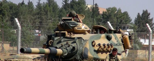 Тدبابة الجيش التركي عند الحدود السورية (صورة ارشيفية) - سبوتنيك عربي