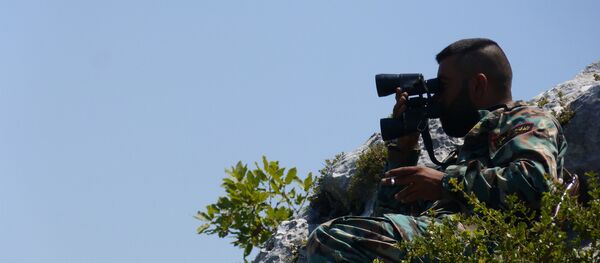 أمتار بين الجيش السوري والجندرما...قواعد عسكرية تركية على الأقرع - سبوتنيك عربي