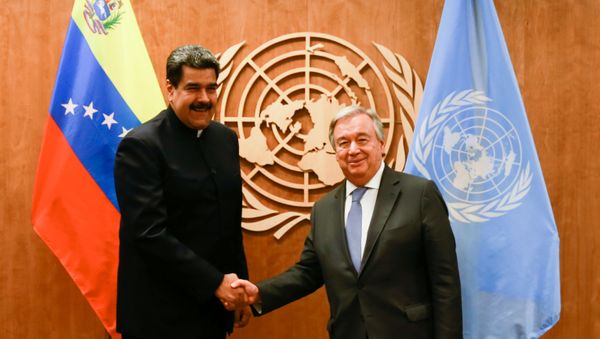 الرئيس الفنزويلي نيكولاس مادورو والأمين العام للأمم المتحدة أنطونيو غوتيريش الرئيس الفنزويلي نيكولاس مادورو والأمين العام للأمم المتحدة أنطونيو غوتيريش - سبوتنيك عربي