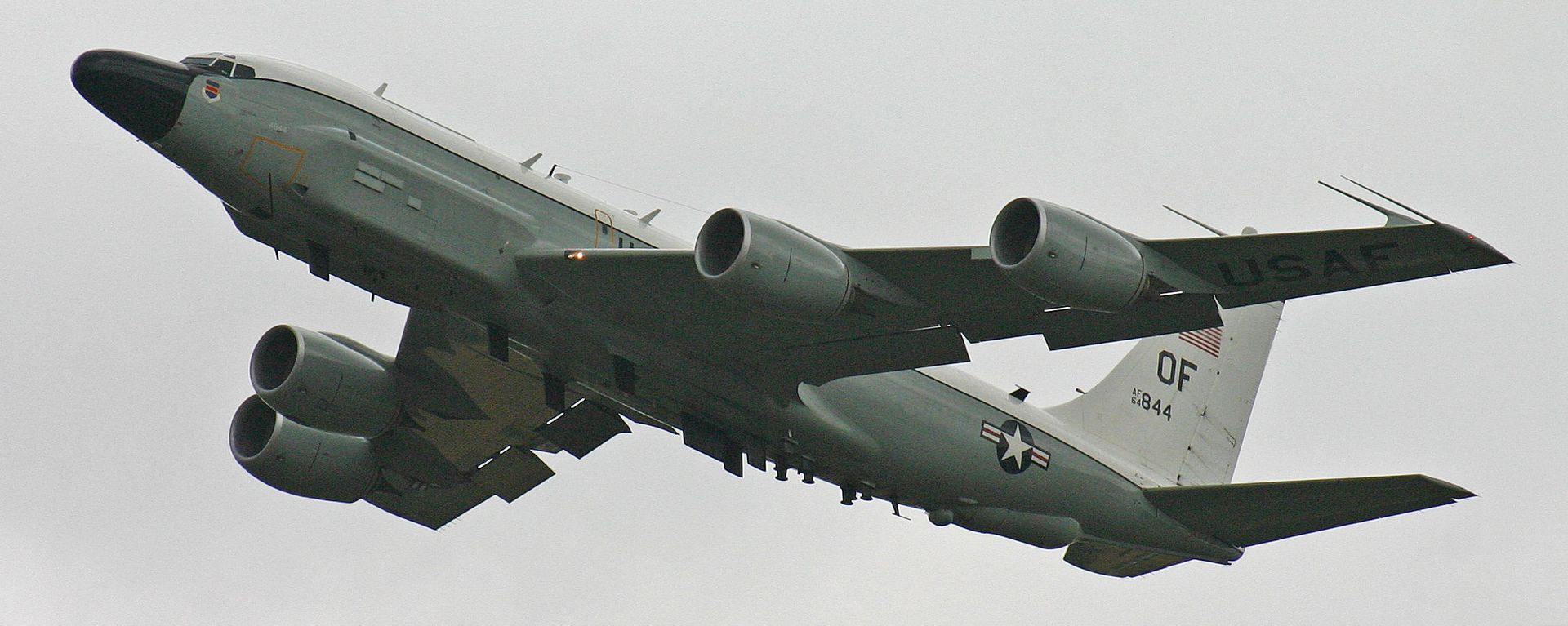 طائرة استطلاع RC-135V - سبوتنيك عربي, 1920, 12.08.2022