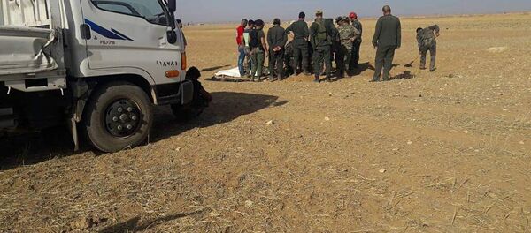 الأمن السوري يعثر على مقابر جماعية في أبو الظهور شرق إدلب - سبوتنيك عربي