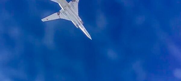 قاذفة قنابل وصواريخ تو-22إم3 - سبوتنيك عربي