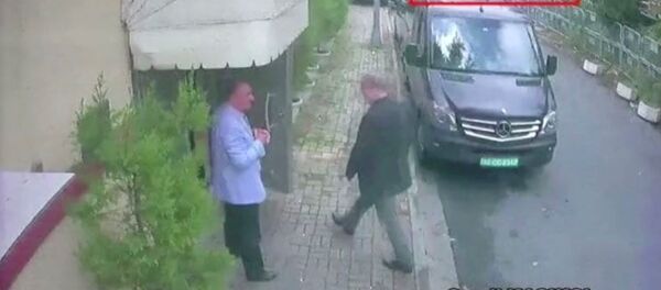 دخول الصحفي السعودي جمال خاشقجي إلى السفارة السعودية في اسطنبول، تركيا 2 أكتوبر/ تشرين الأول 2018 - سبوتنيك عربي