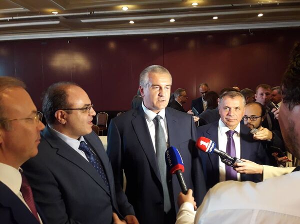 جانب من ملتقى القرم قاعدة لنمو العلاقات الروسية السورية في دمشق - رئيس جمهورية القرم سيرغي أكسيونوف جانب من ملتقى القرم قاعدة لنمو العلاقات الروسية السورية في دمشق - رئيس جمهورية القرم سيرغي أكسيونوف - سبوتنيك عربي