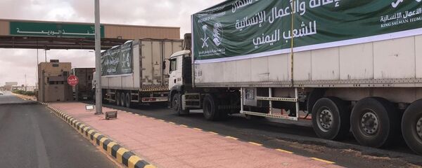 قوافل مركز الملك سلمان للإغاثة تتجه إلى اليمن - سبوتنيك عربي