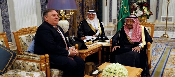 العاهل السعودي الملك سلمان بن عبدالعزيز يلتقي اليوم الثلاثاء، 16 أكتوبر/تشرين الأول، وزير الخارجية الأمريكي مايك بومبيو، في الرياض - سبوتنيك عربي