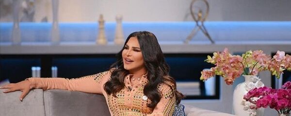 المطربة الإماراتية أحلام في برنامج مجموعة إنسان - سبوتنيك عربي