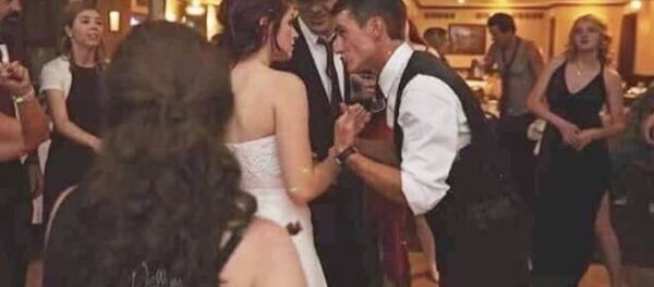 Оптическая иллюзия с голой невестой - سبوتنيك عربي