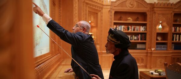 سلطان عمان قابوس بن سعيد ورئيس وزراء إسرائيل بنيامين نتنياهو - سبوتنيك عربي