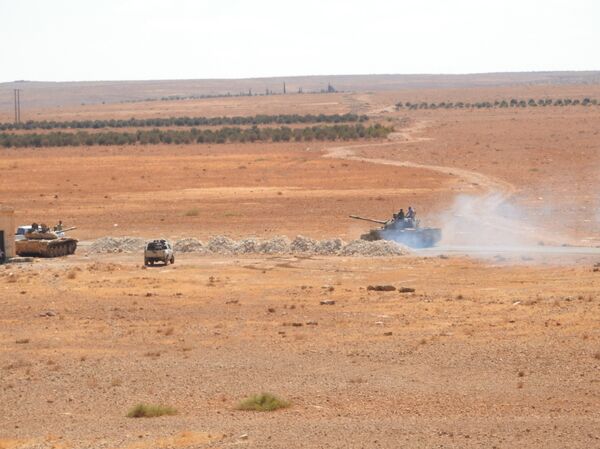 النصرة تسلم داعش عبوتي كيماوي إضافيتين شمالي حماة  - سبوتنيك عربي