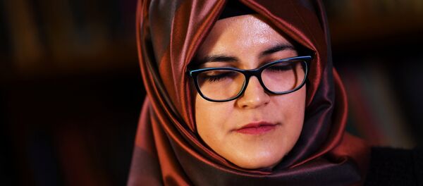 خديجة جنكيز خطيبة الصحفي السعودي جمال خاشقجي في حوارها مع رويترز، 29 أكتوبر/تشرين الأول 2018 - سبوتنيك عربي