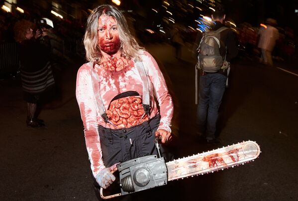 مشاركو فعالية احتفالية بعيد هالوين في نيويورك، الولايات المتحدة  31 أكتوبر/ تشرين الأول 2018 - سبوتنيك عربي