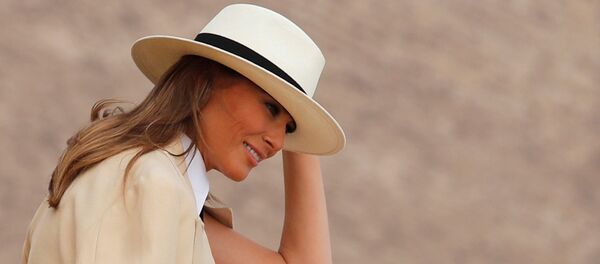 ميلانيا ترامب في زيارتها إلى الأهرامات بمصر - سبوتنيك عربي