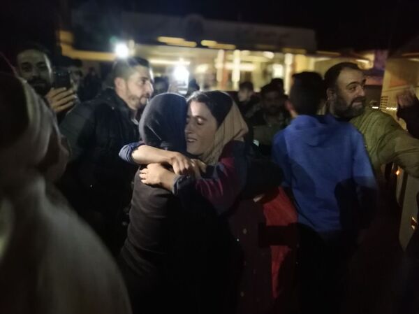 المختطفون الذين حررهم الجيش السوري من قبضة داعش - سبوتنيك عربي