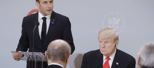 الرئيس الروسي فلاديمير بوتين في زيارة عمل إلى فرنسا الرئيس الروسي فلاديمير بوتين في زيارة عمل إلى فرنسا - سبوتنيك عربي