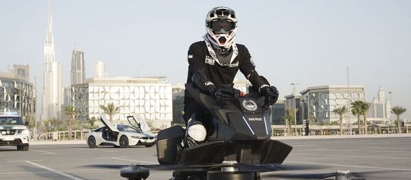 شرطة دبي تستخدم الدراجات الطائرة الروسية - سبوتنيك عربي
