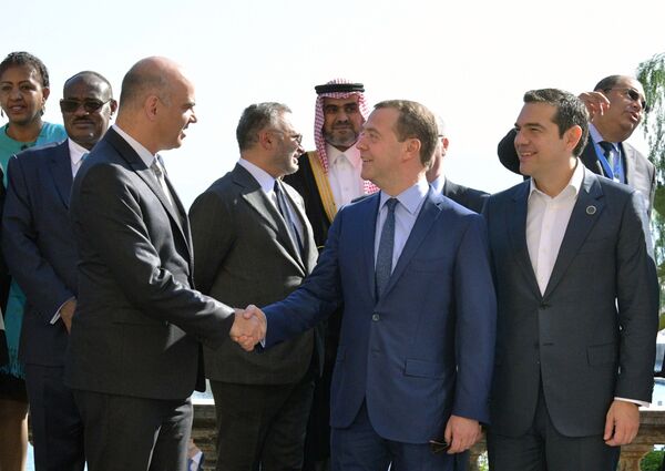 رئيس الحكومة الروسية دميتري ميدفيديف يحضر مؤتمرا من أجل ليبيا في إيطاليا - سبوتنيك عربي