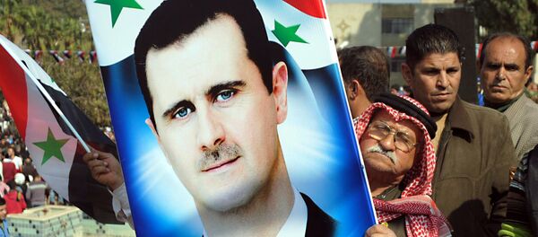 بدبكة حوران وأهازيجها الشهيرة...الآلاف من أهالي درعا يحييون أعياد النصر - سبوتنيك عربي