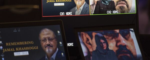 خديجة جنكيز، خطيبة الصحفي السعودي جمال خاشقجي، خلال حفل لإحياء ذكرى الصحفي خاشقجي في واشنطن، 2 نوفمبر /تشرين الثاني 2018 - سبوتنيك عربي