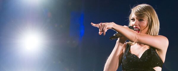 المغنية الأمريكية تايلور سويفت - سبوتنيك عربي