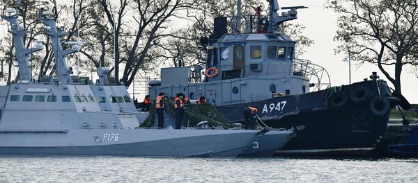 السفن الأوكرانية المحتجزة في كيرتش - سبوتنيك عربي