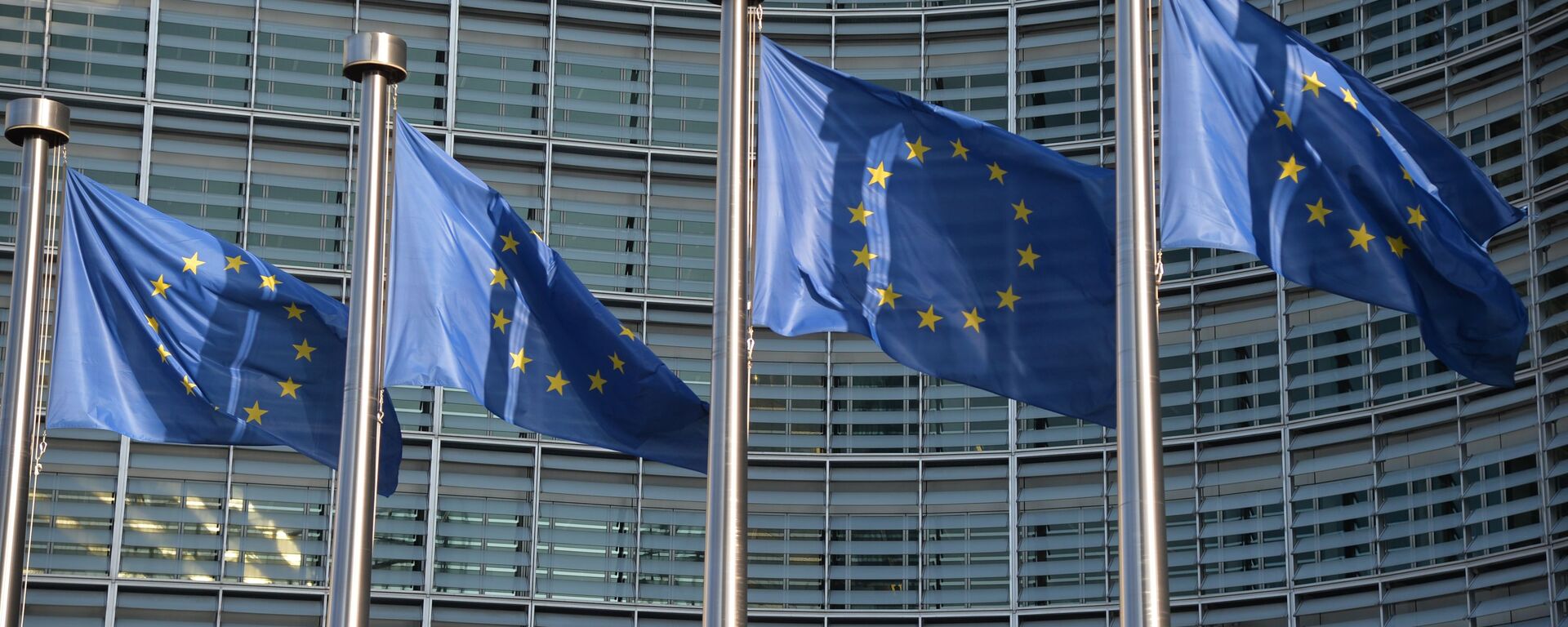 أعلام الاتحاد الأوروبي في بروكسل - سبوتنيك عربي, 1920, 08.05.2022