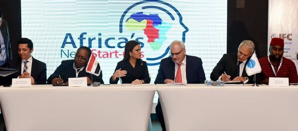 وزيرة الاستثمار المصرية، سحر نصر خلال منتدى أفريقيا 2018 وزيرة الاستثمار المصرية، سحر نصر خلال منتدى أفريقيا 2018 - سبوتنيك عربي