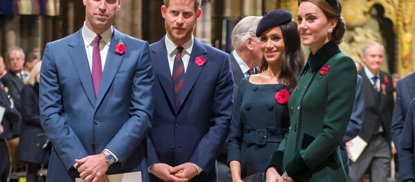 الأمير ويليام و ودوقة كامبردج كيت ميدلتون و الأمير هاري ودوقة ساسيكس ميغان ماركل - سبوتنيك عربي